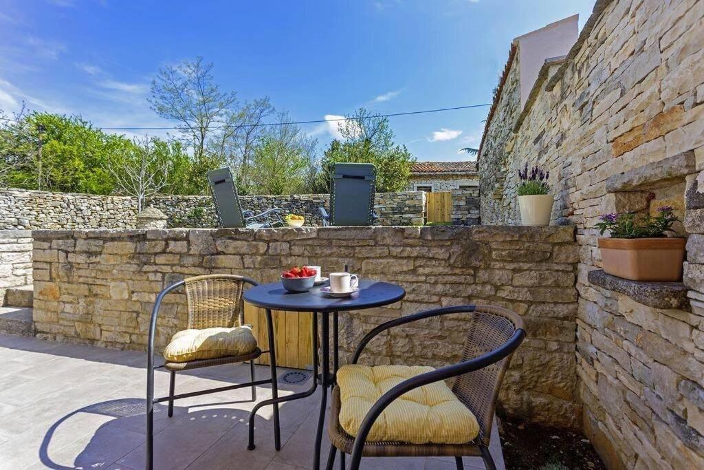 House Kristina **** Villa Burici Exterior photo