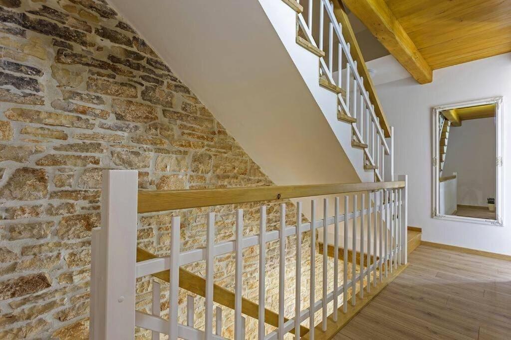 House Kristina **** Villa Burici Exterior photo